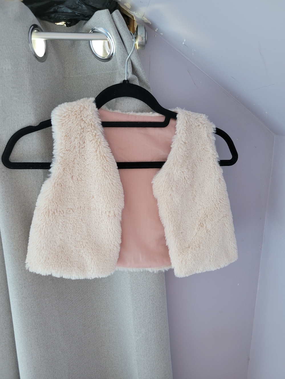 Girls' Faux Fur Vest - Blush Pink